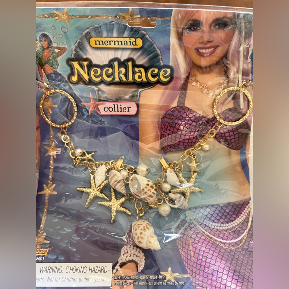 Gold Starfish and Shell Necklace